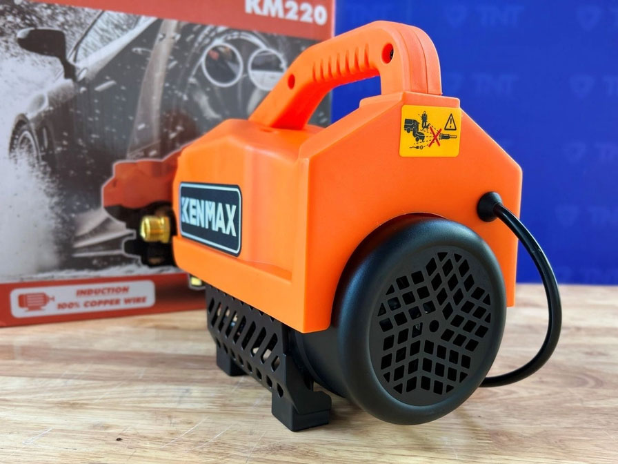 Máy xịt rửa xe cao cấp Kenmax KM220