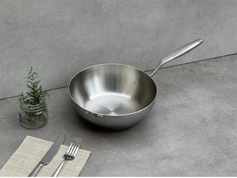 Chảo đúc inox 3 lớp đáy liền sâu lòng Tri-Ply Kaiyo size 20cm