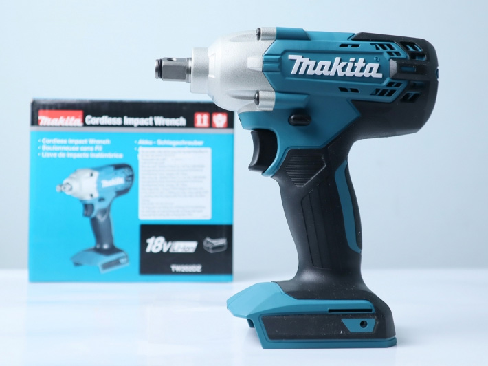 Máy vặn bu lông dùng pin Makita TW202DZ 18V (chưa pin, sạc)