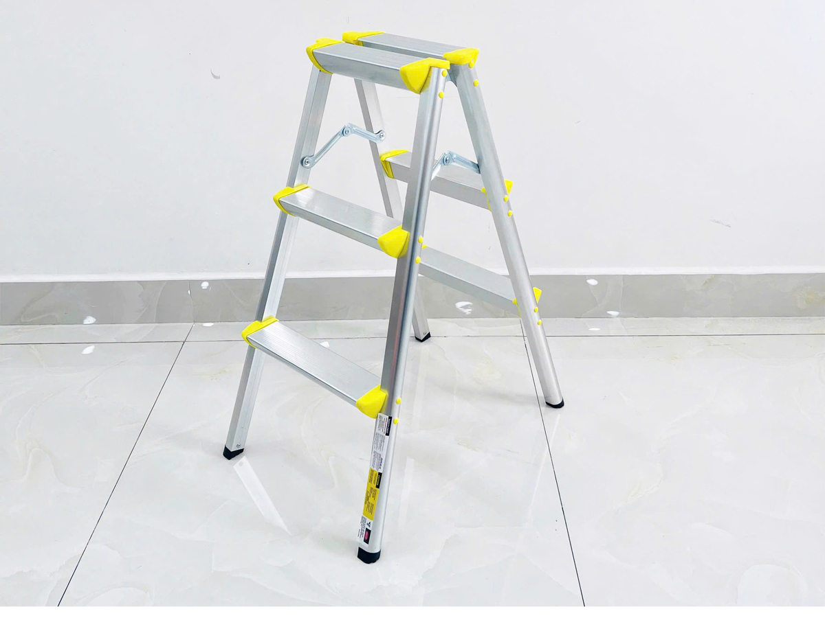 Thang nhôm dạng bậc ghế Sumika SKD03 - chính hãng giá tốt tại TP HCM