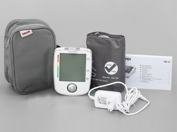 Máy đo huyết áp bắp tay Beurer BM44