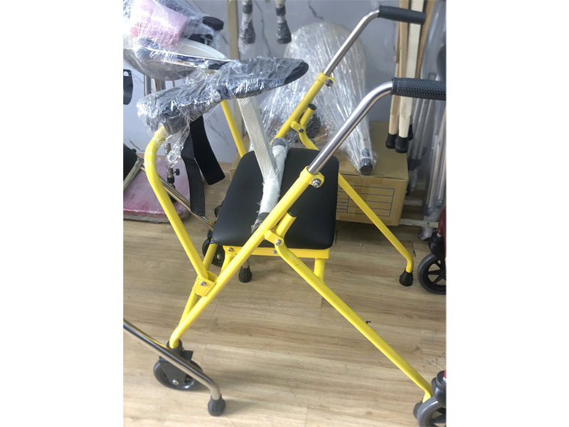 Khung tập đi sắt có ngồi cho người lớn PN42SL