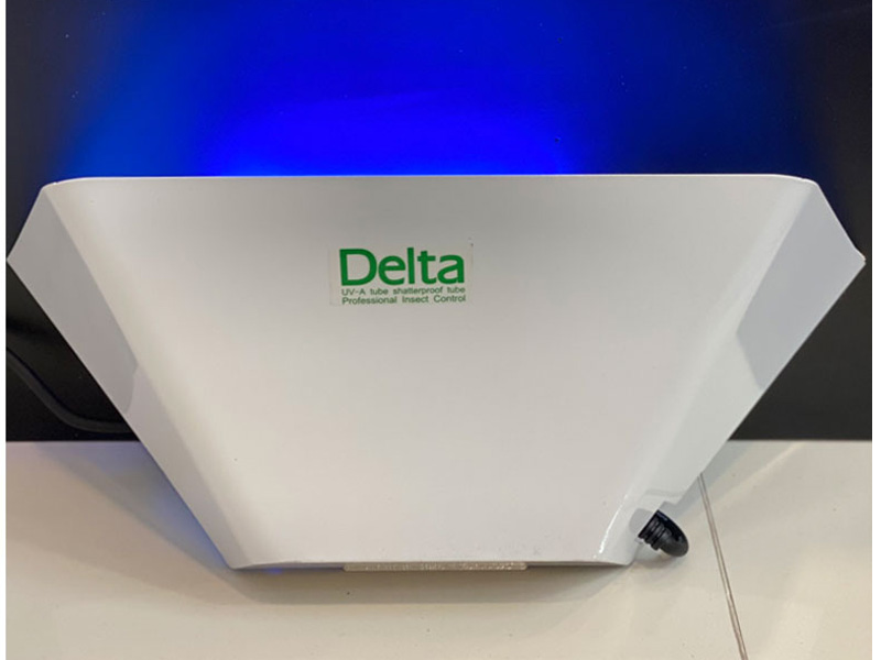 Đèn diệt côn trùng Delta C2-15W