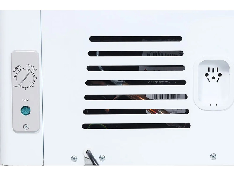 Tủ đông nắp kính cong Alaska KC-210 300 lít