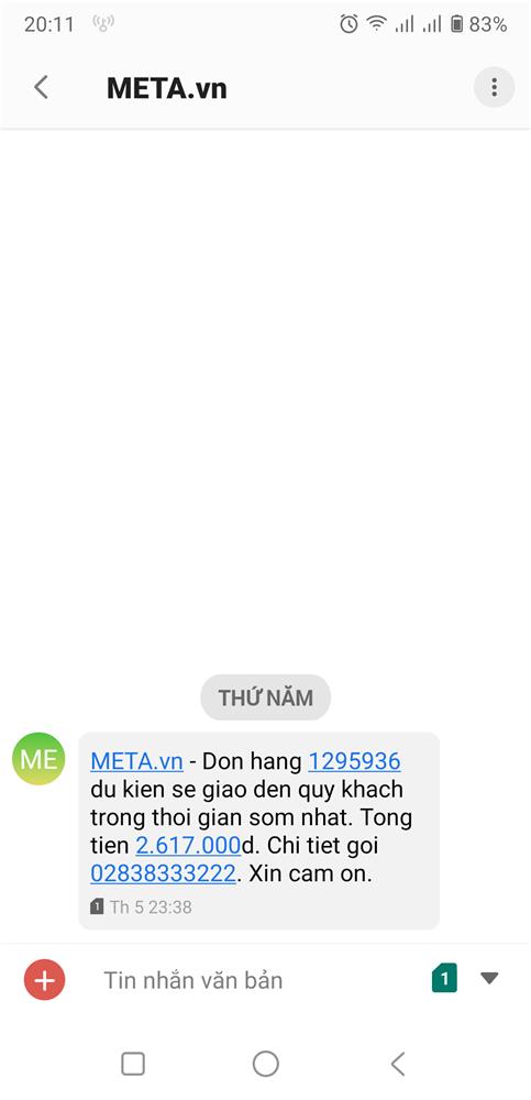 ✓