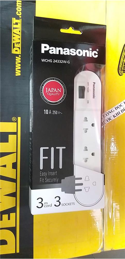 ✓