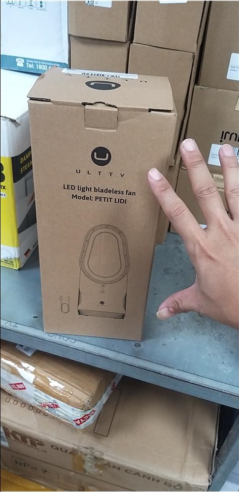 ✓