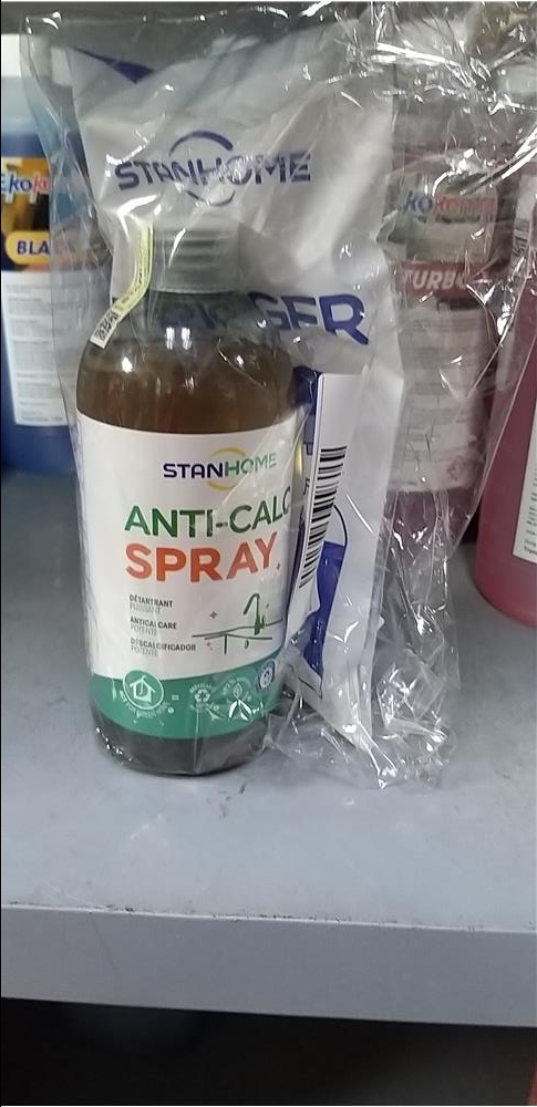 ✓