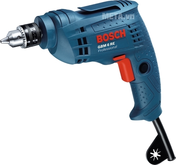 Máy khoan Bosch GBM 6 RE là dòng máy khoan nhỏ gọn, có vỏ nhựa cách điện an toàn. Máy khoan Bosch GBM 6 RE là dòng máy khoan nhỏ gọn, có vỏ nhựa cách điện an toàn.