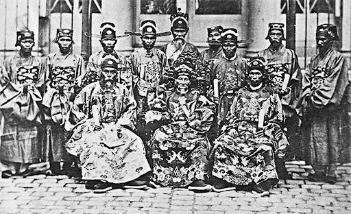 Tìm hiểu về 12 vị thần hành binh, hành khiển và phán quan