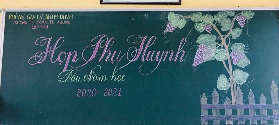 Cách trang trí ban họp phụ huynh đầu năm đơn giản.